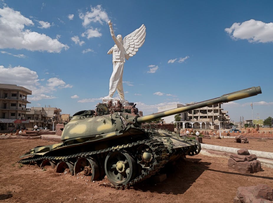 Ewlekarîya Rojava ya Kurdistanê qedexeya hatinûçûna barhelgiran ragehand