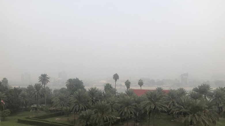 الضباب يغطي بغداد ويوقف الملاحة الجوية في مطارها الدولي