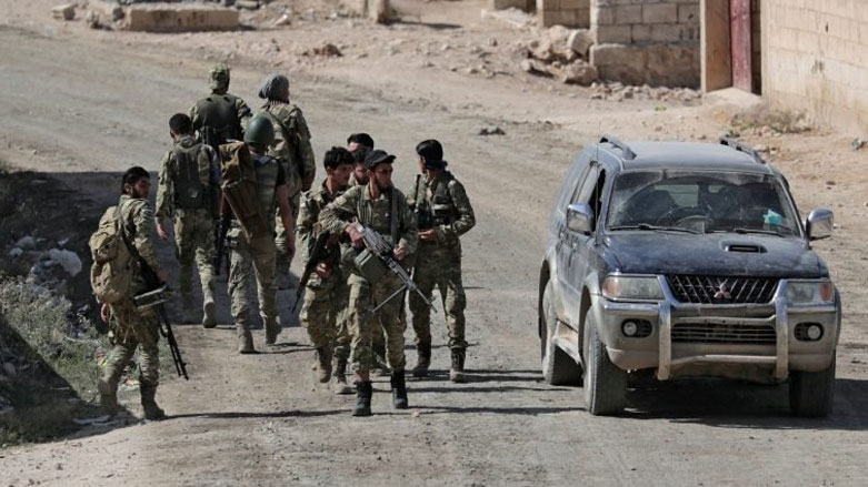 Grûpên çekdar dermansazek ji Girê Sipî revand 