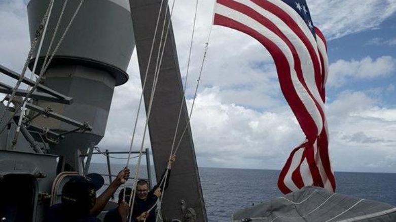 کشتی آمریکایی سه ایرانی را سرگردانی در دریا نجات داد