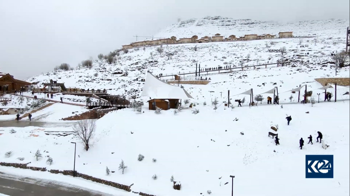 PHOTOS: Tourists rush to Kurdistan's Korek Mountain, as snow covers it white 