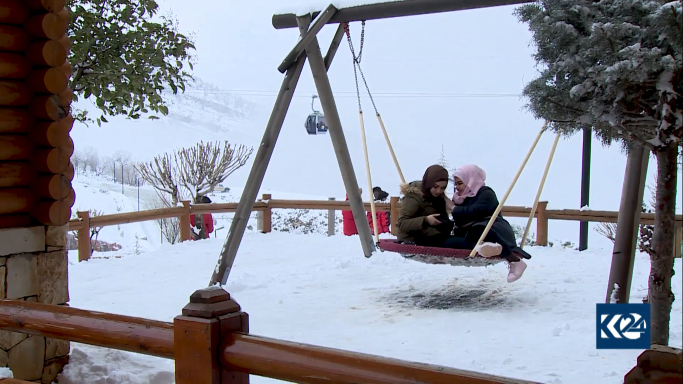 PHOTOS: Tourists rush to Kurdistan's Korek Mountain, as snow covers it white 