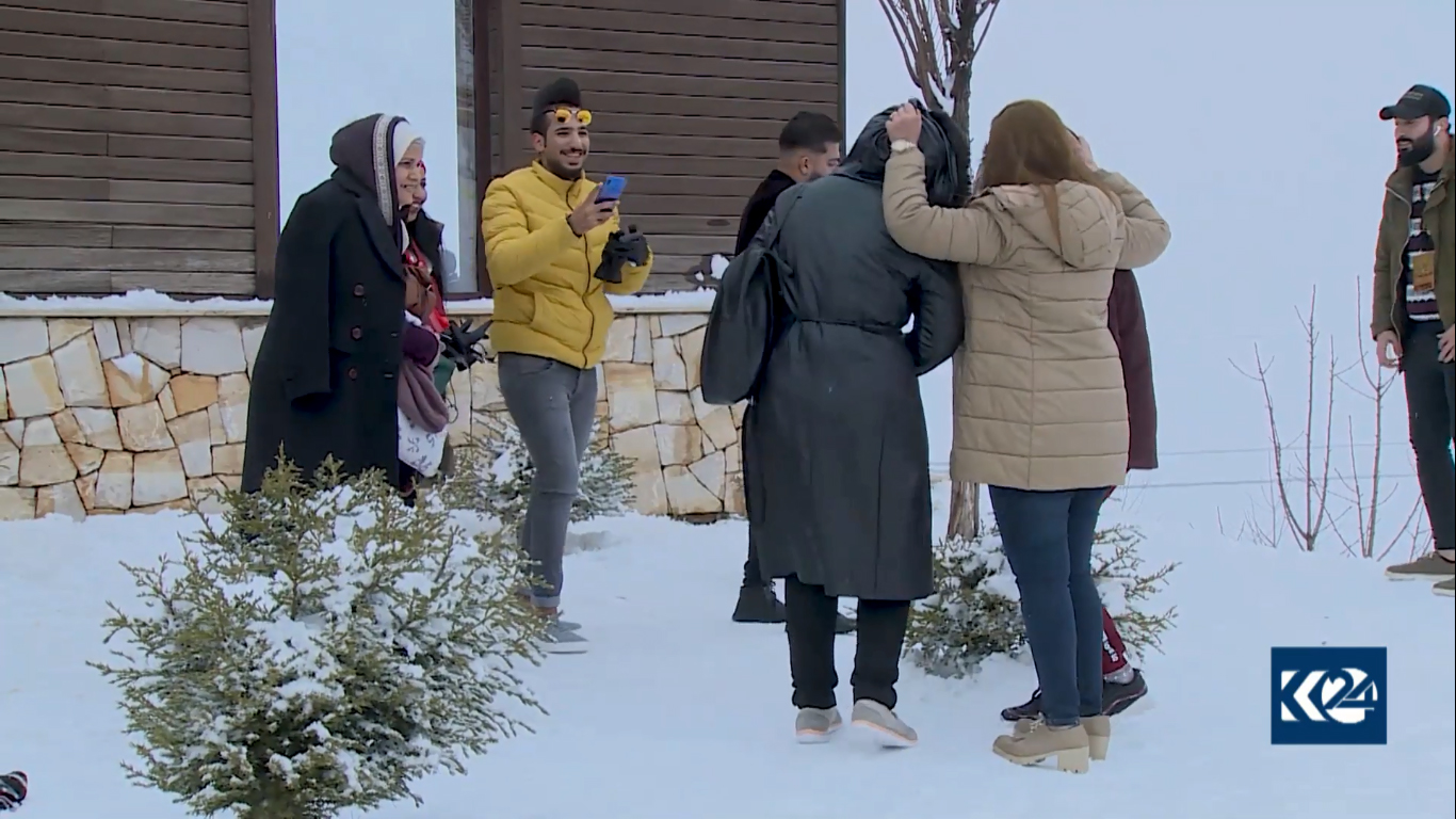 PHOTOS: Tourists rush to Kurdistan's Korek Mountain, as snow covers it white 