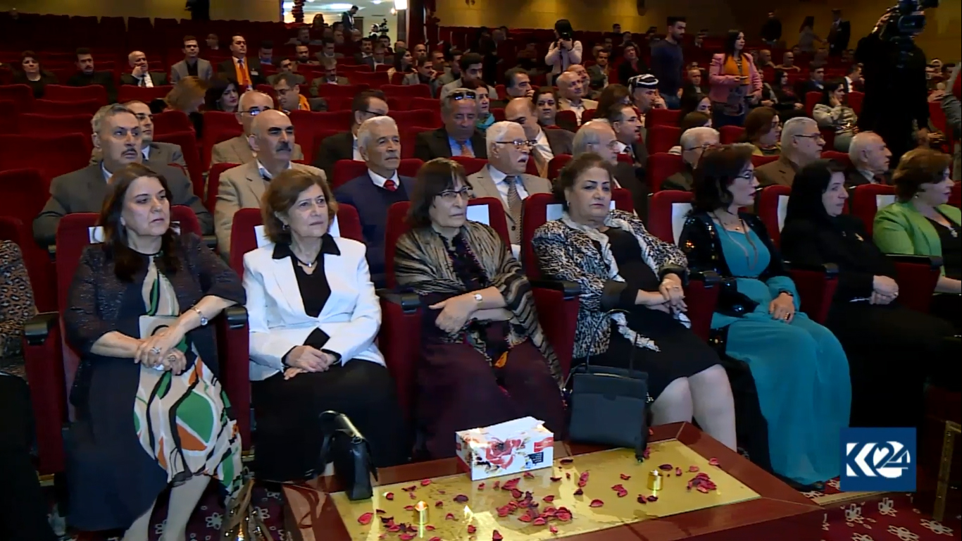 بالصور.. 81 شاعرة كوردية 