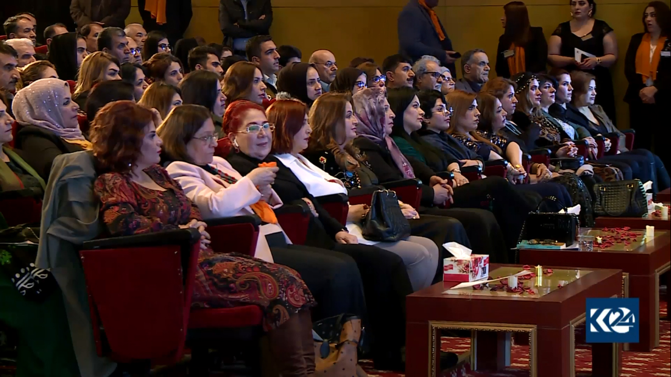 بالصور.. 81 شاعرة كوردية 