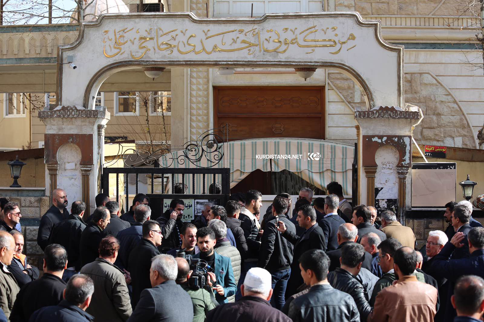   ھونەرمەندان بۆ مەرگی ھونەرمەند ئاسۆ عومەر سوارە غەمبارن