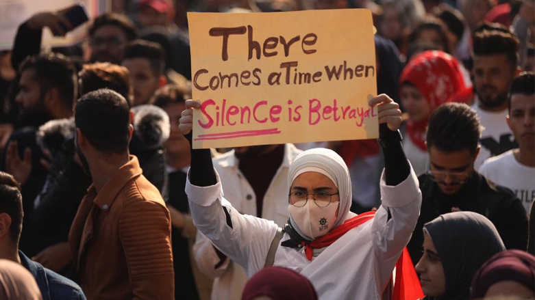 برلمان العراق يجتمع وسط احتجاجات مستعرة و"بديل جدلي"