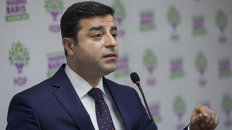 Demîrtaş: Dadgeh nikare biryara berdana min bide