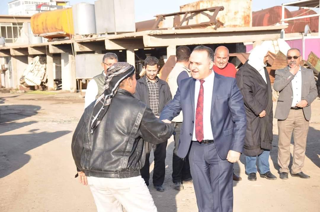 سەرۆکی شارەوانی کەرکووک لە دەرەوەی بینای شارەوانی کارەکانی رۆژانەی دەکات   ئەمڕۆ 31/12/2019