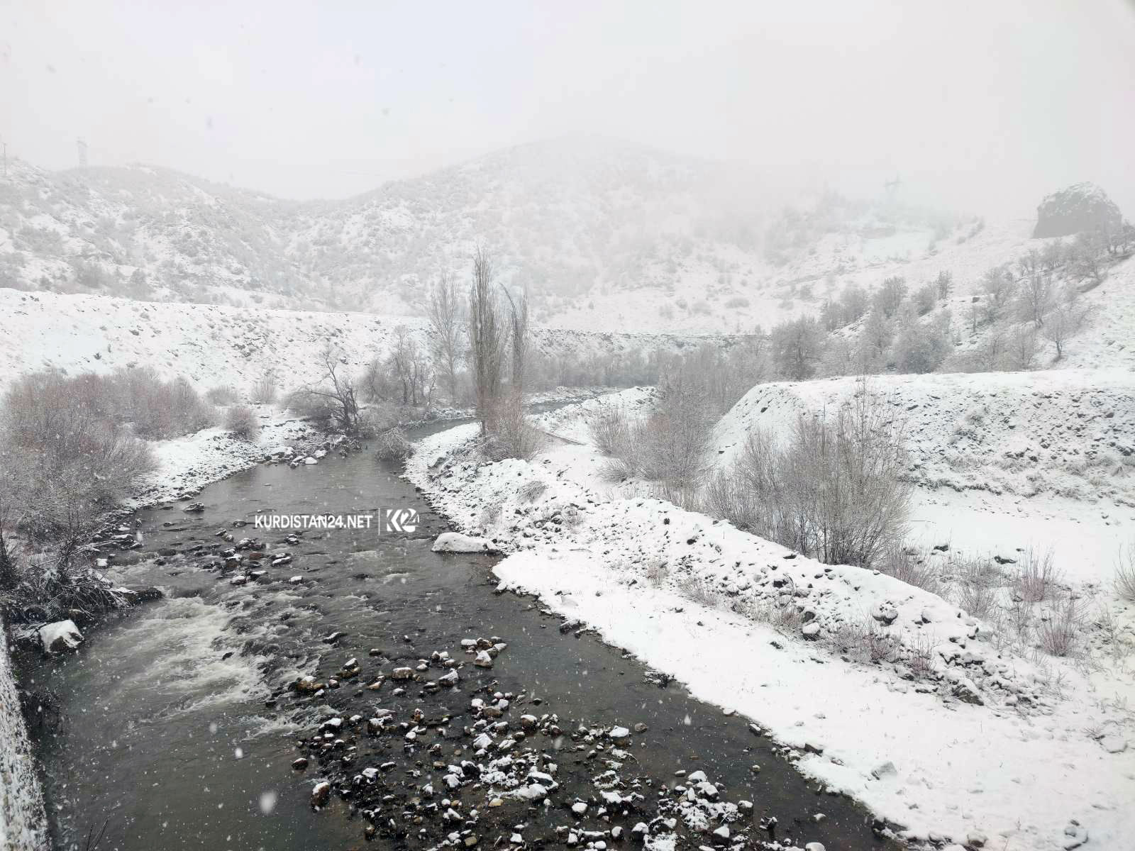 بەفر رێگای چەندین ناوچەی بەدلیس دادەخات