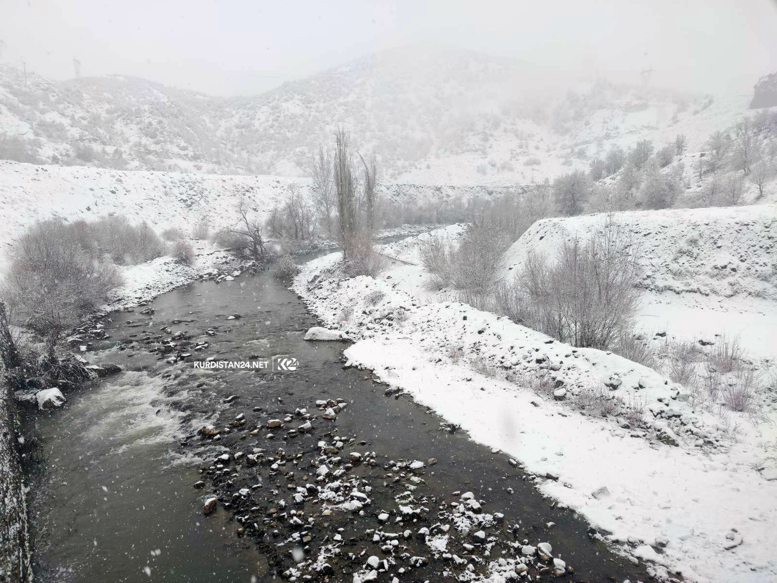 بەفر رێگای چەندین ناوچەی بەدلیس دادەخات