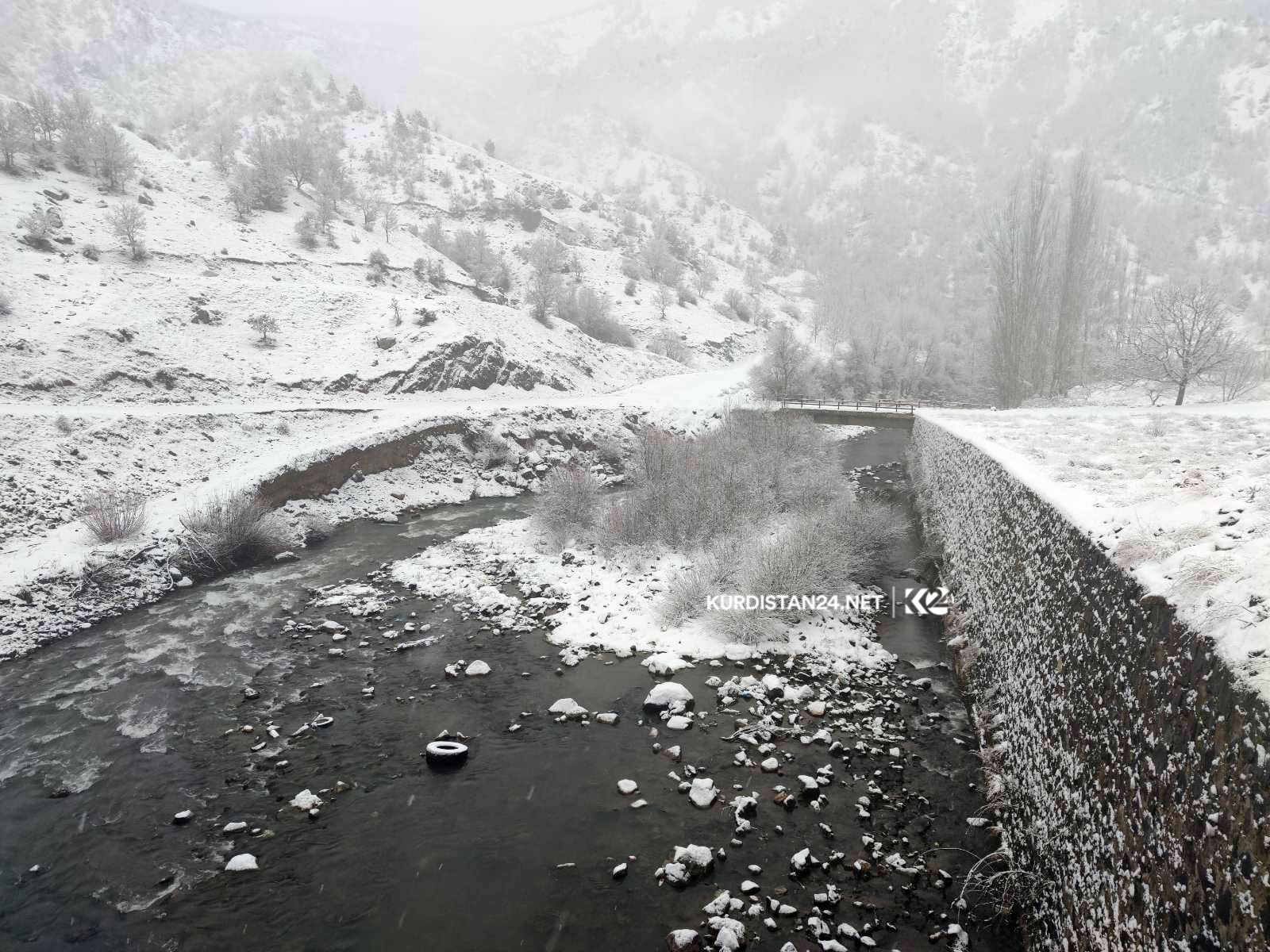 بەفر رێگای چەندین ناوچەی بەدلیس دادەخات