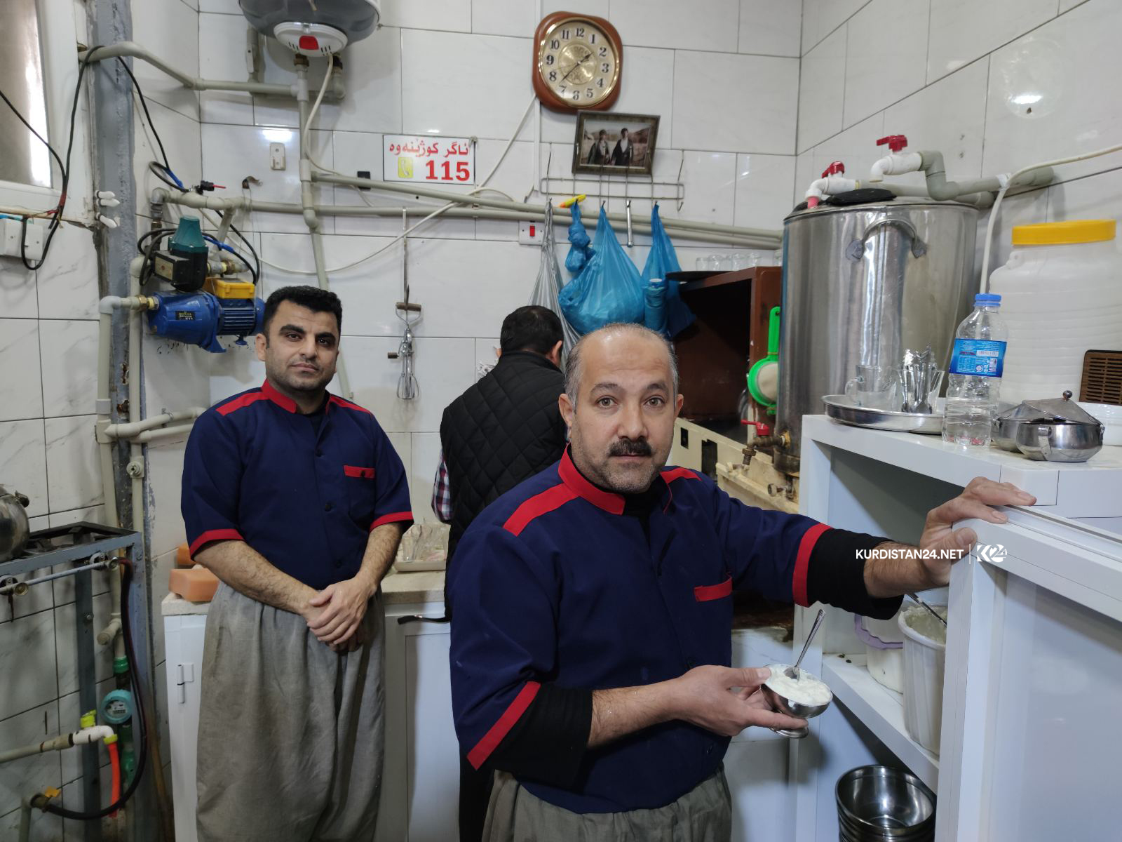 چایخانەیەك بژێوی 10 خێزان دابین دەكات