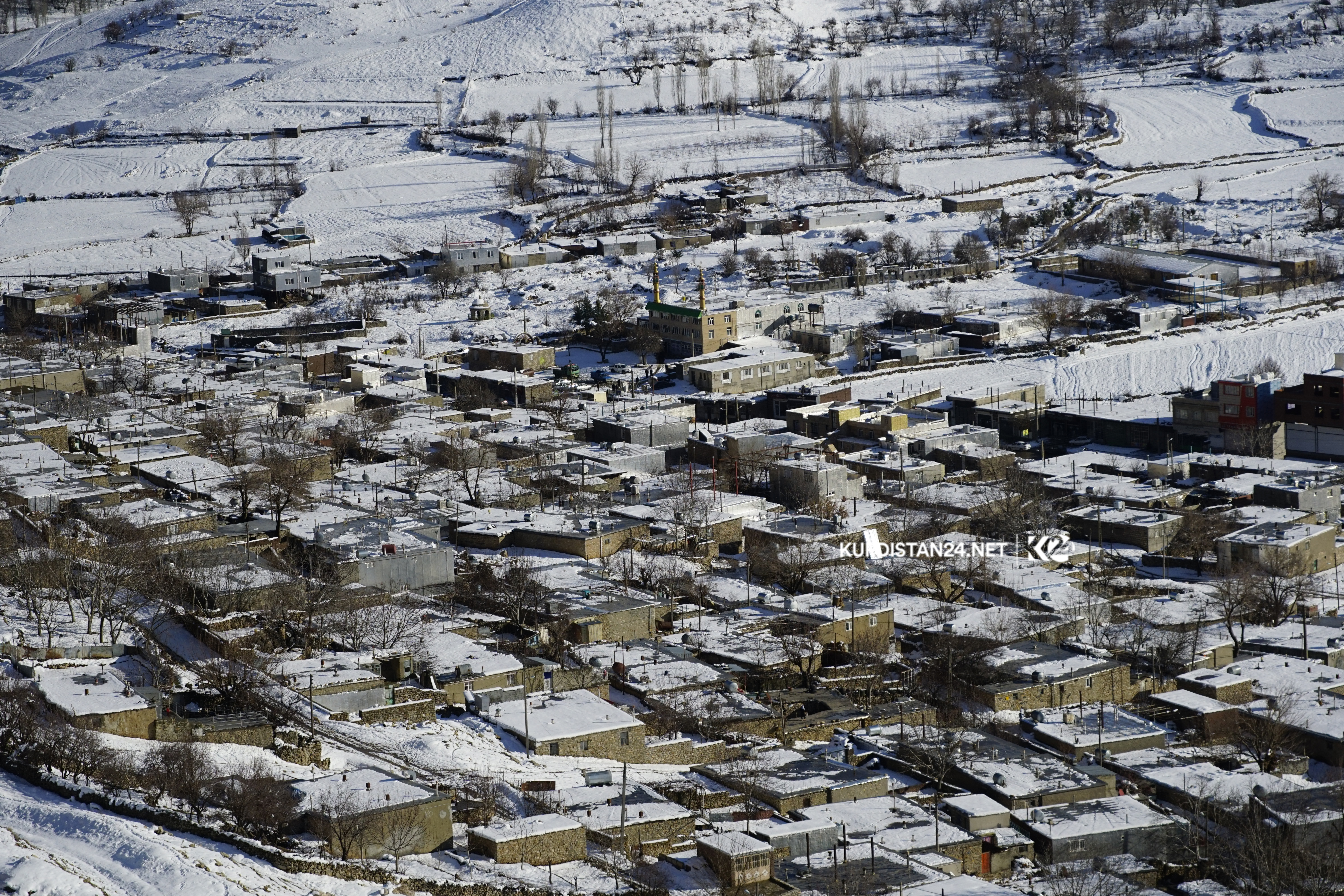 وەرزی زستان لە ئاوایی دزڵی ناوچەی هەورامان