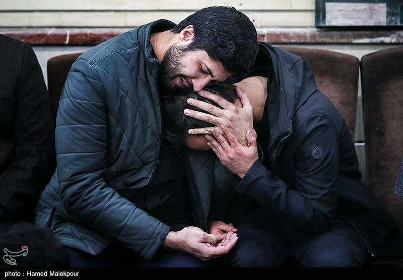 محه‌مه‌د ره‌زا كوڕی قاسم سوله‌یمانی و كوڕی ئه‌حمه‌د كازمی فه‌رمانده‌ی پاسداران كه‌ له‌ رۆژهه‌ڵاتی كوردستان كوژرا