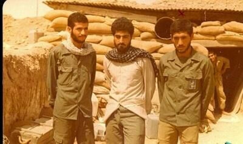 چه‌ند وێنه‌یه‌كی ده‌گمه‌نی قاسم سوله‌یمانی بڵاوده‌كرێنه‌وه‌
