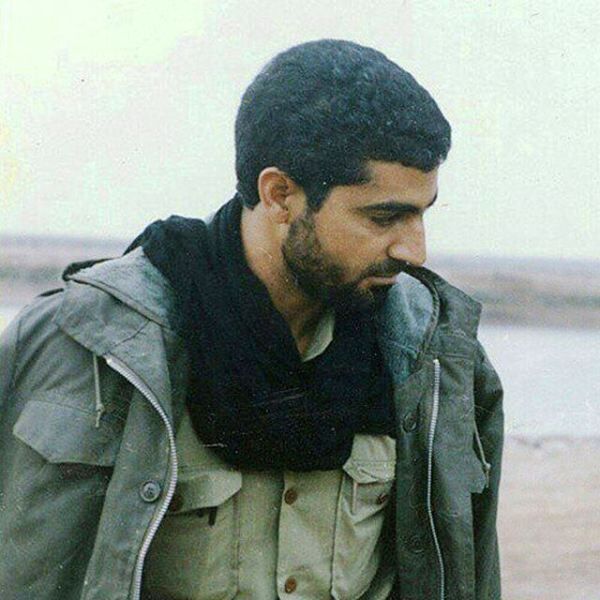 چه‌ند وێنه‌یه‌كی ده‌گمه‌نی قاسم سوله‌یمانی بڵاوده‌كرێنه‌وه‌