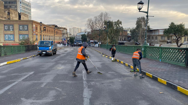 قوات الأمن تعيد فتح طرق رئيسية اغلقها محتجون في بغداد