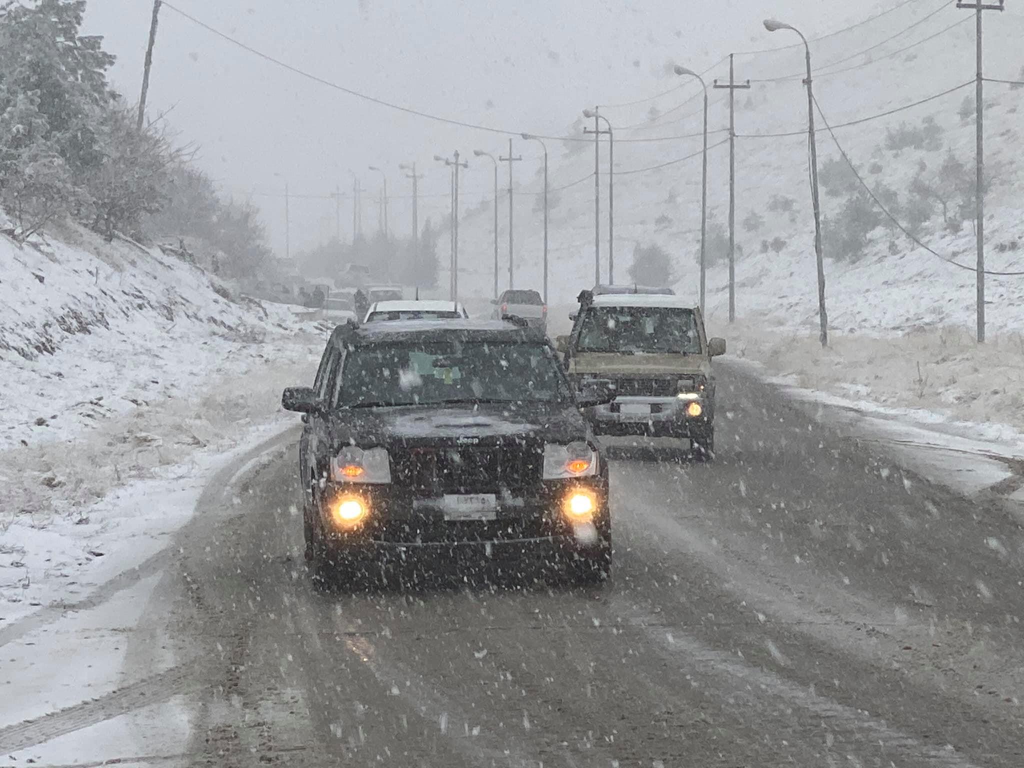 بالصور | الثلوج تشل حركة المواصلات في مناطق بإقليم كوردستان
