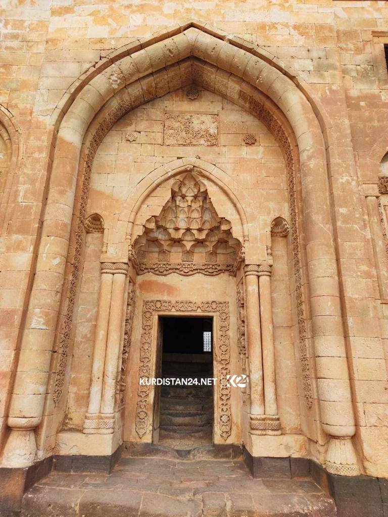 PHOTOS: Stunning architecture of the Ishak Pasha Palace in northern Kurdistan’s Agiri
