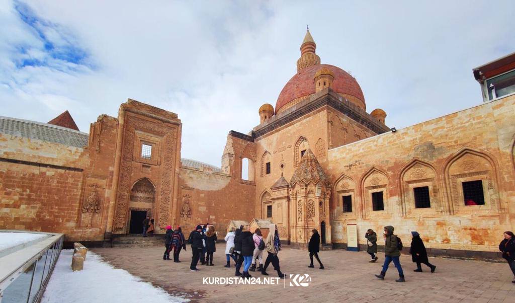 PHOTOS: Stunning architecture of the Ishak Pasha Palace in northern Kurdistan’s Agiri