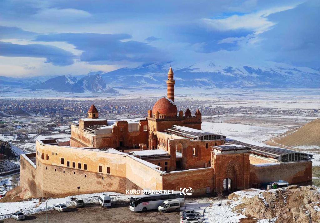 PHOTOS: Stunning architecture of the Ishak Pasha Palace in northern Kurdistan’s Agiri