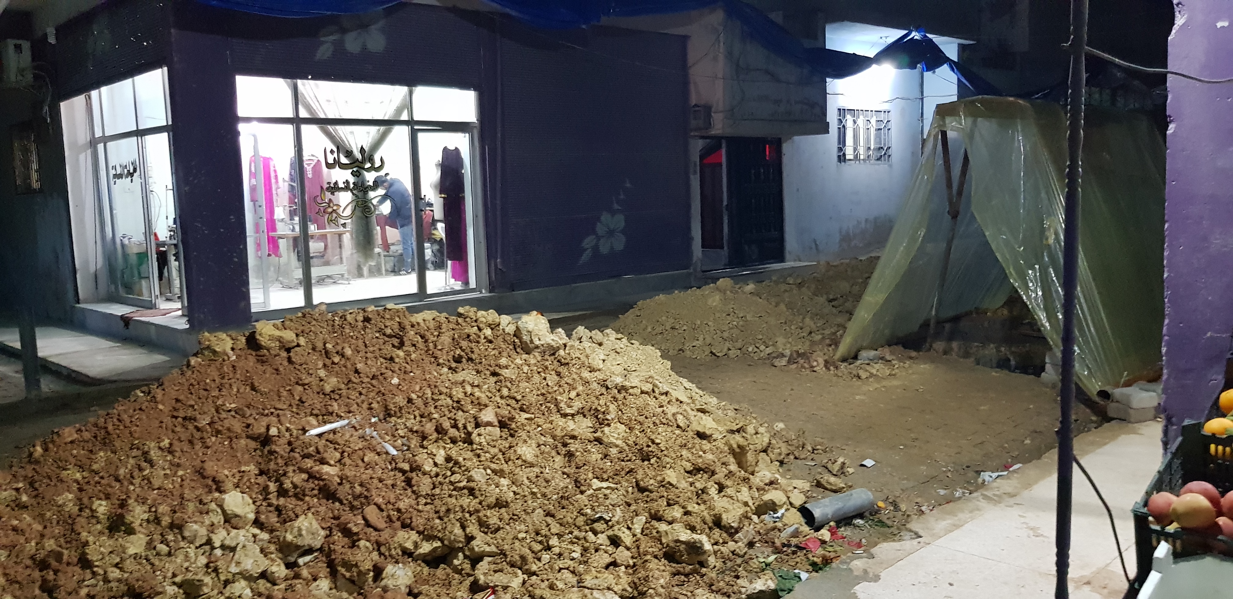 Tunnels are still seen in the markets of Kobani, Dec. 11, 2019. (Photo: Kurdistan 24/Wladimir van Wilgenburg)