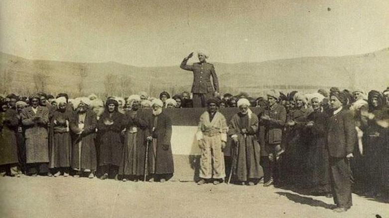 Berî 74 salan Komara Kurdistanê li Mahabadê hat damezirandin