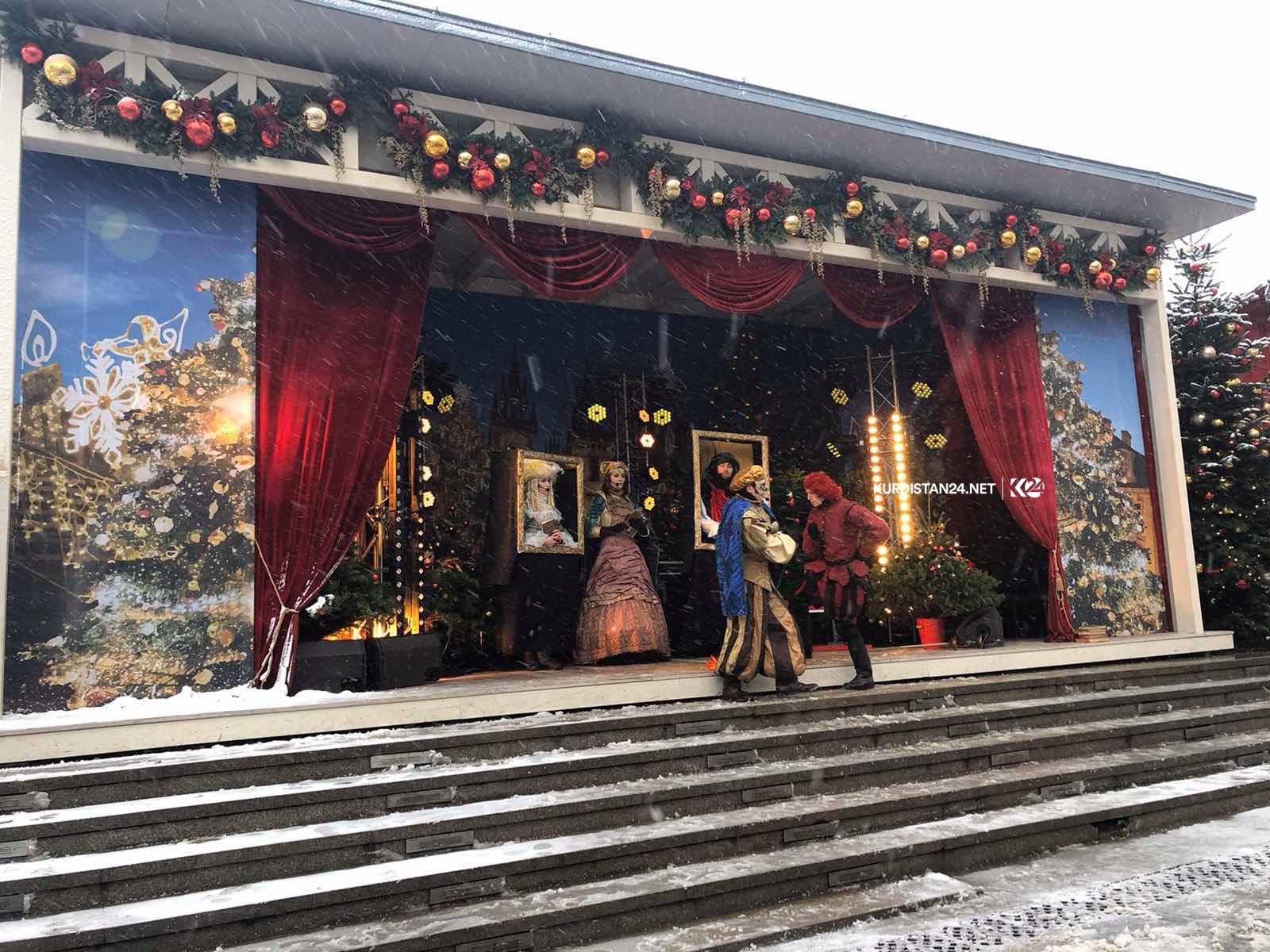 PHOTOS: Locals flock as Moscow experiences first significant snowfall of winter