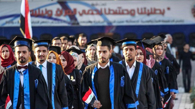 التعليم توجه بتجميد قرار بحق الطلبة المتغيبين عن الدوام