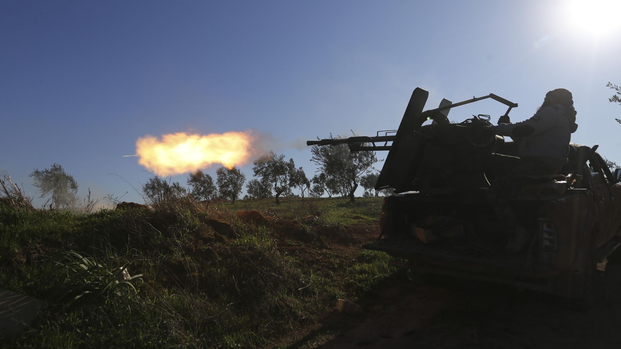 تضارب الأنباء بشأن سيطرة المعارضة على سراقب