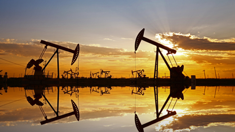 أسعار النفط تواصل تراجعها بسبب كورونا