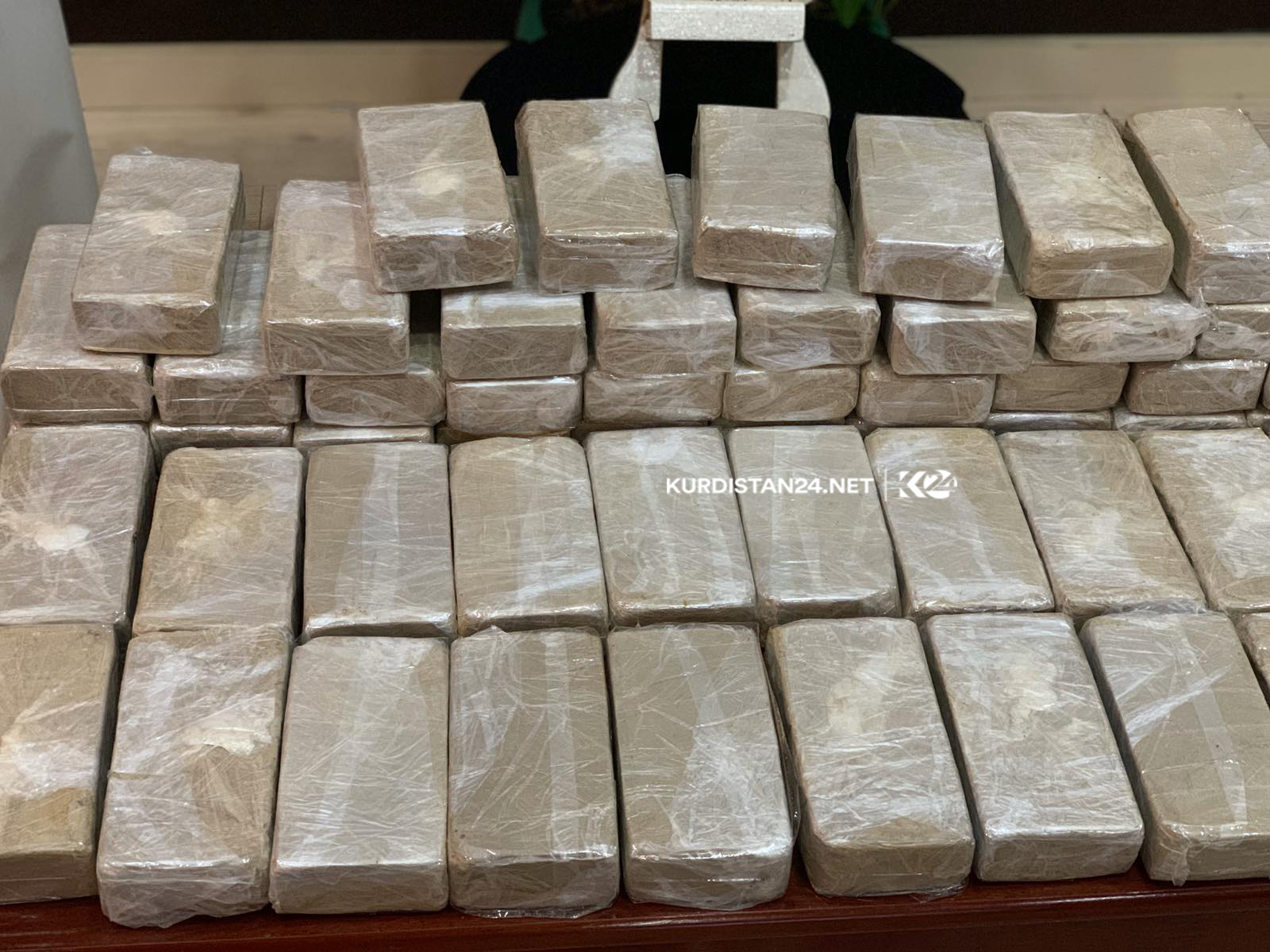 باندێكی 5 كه‌سی به‌ 30 كیلۆگرام مادده‌ی هۆشبه‌ره‌وه‌ ده‌ستگیركرا