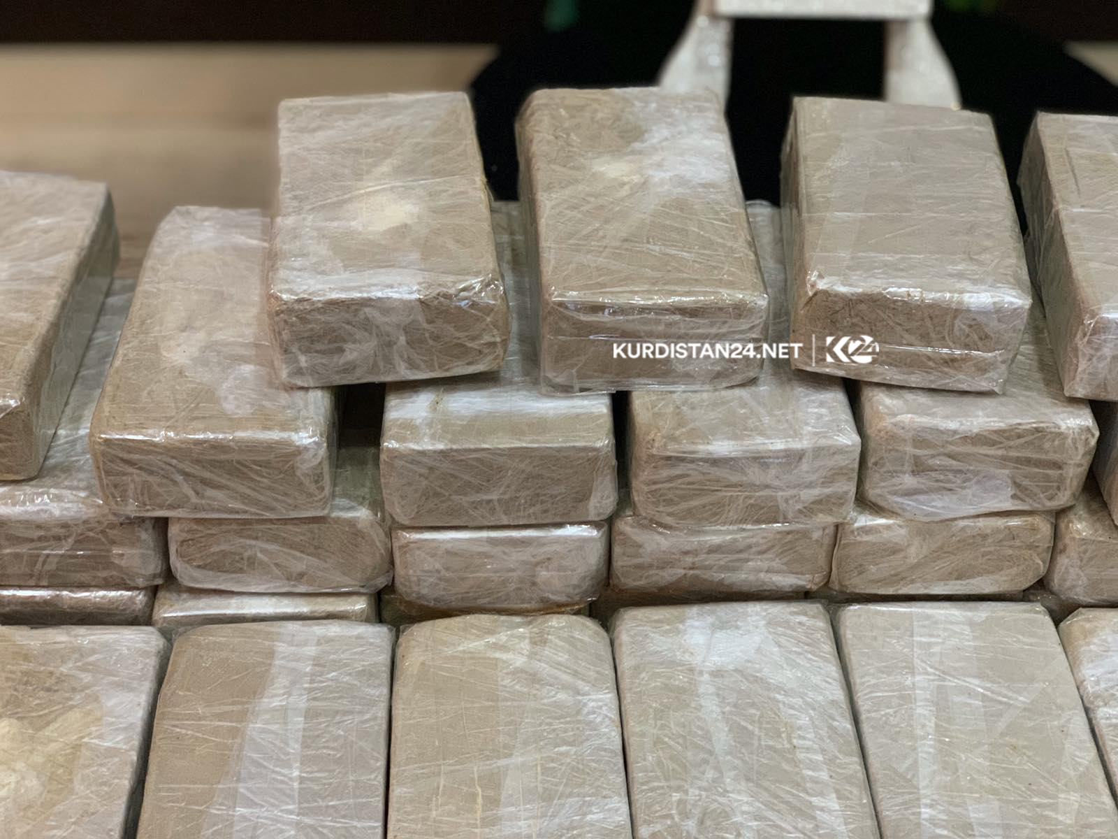 باندێكی 5 كه‌سی به‌ 30 كیلۆگرام مادده‌ی هۆشبه‌ره‌وه‌ ده‌ستگیركرا