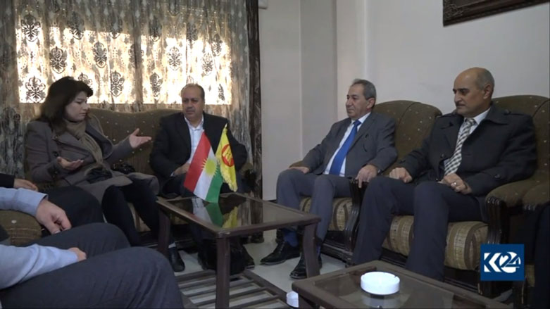 Rewşenbîrên Kobanê yekrêziya Kurdî bi PDK-Sê re guftûgo dike