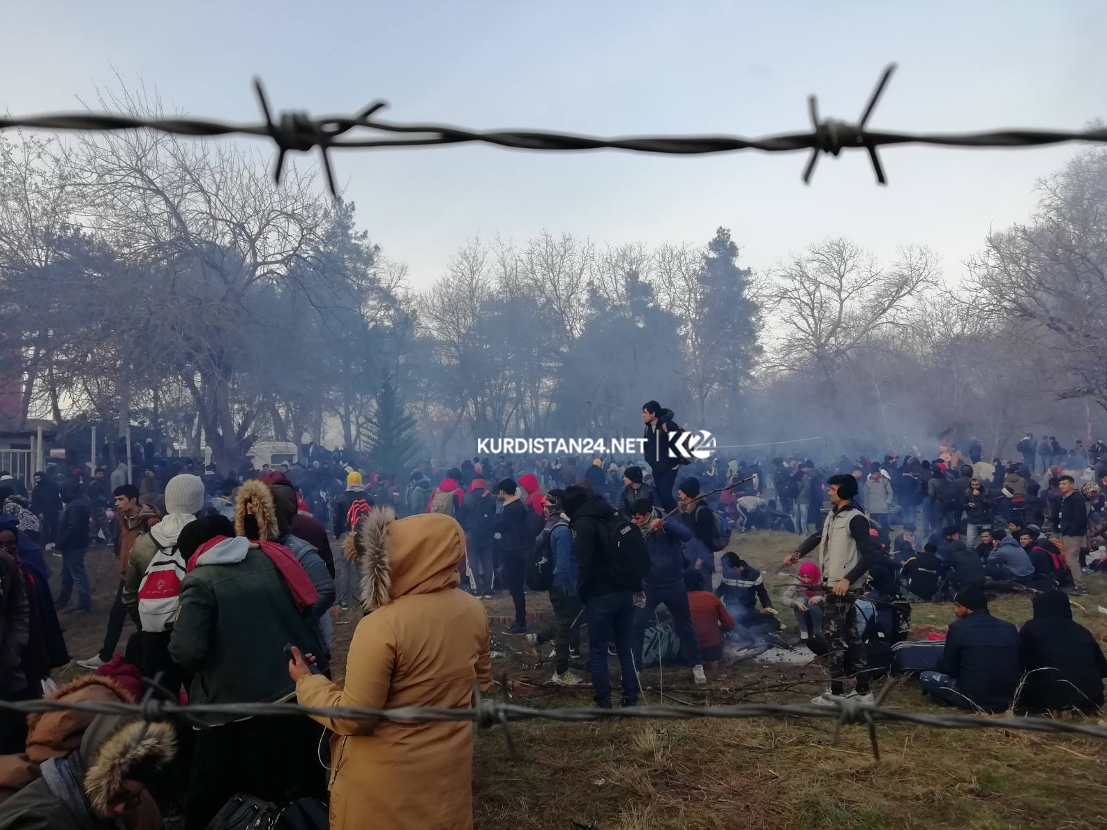 بالصور | اليونان توصد أبوابها بوجه اللاجئين