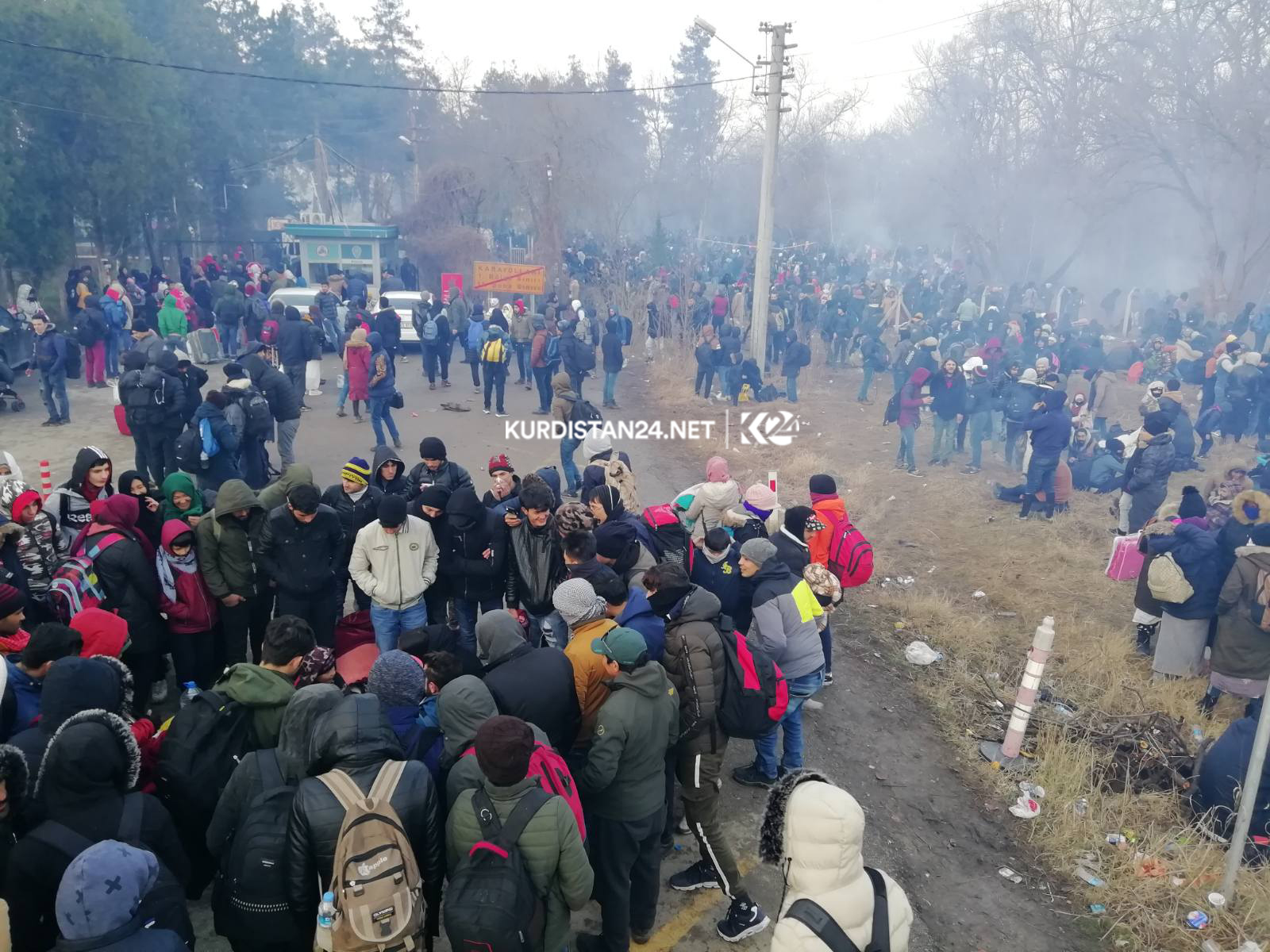 بالصور | اليونان توصد أبوابها بوجه اللاجئين