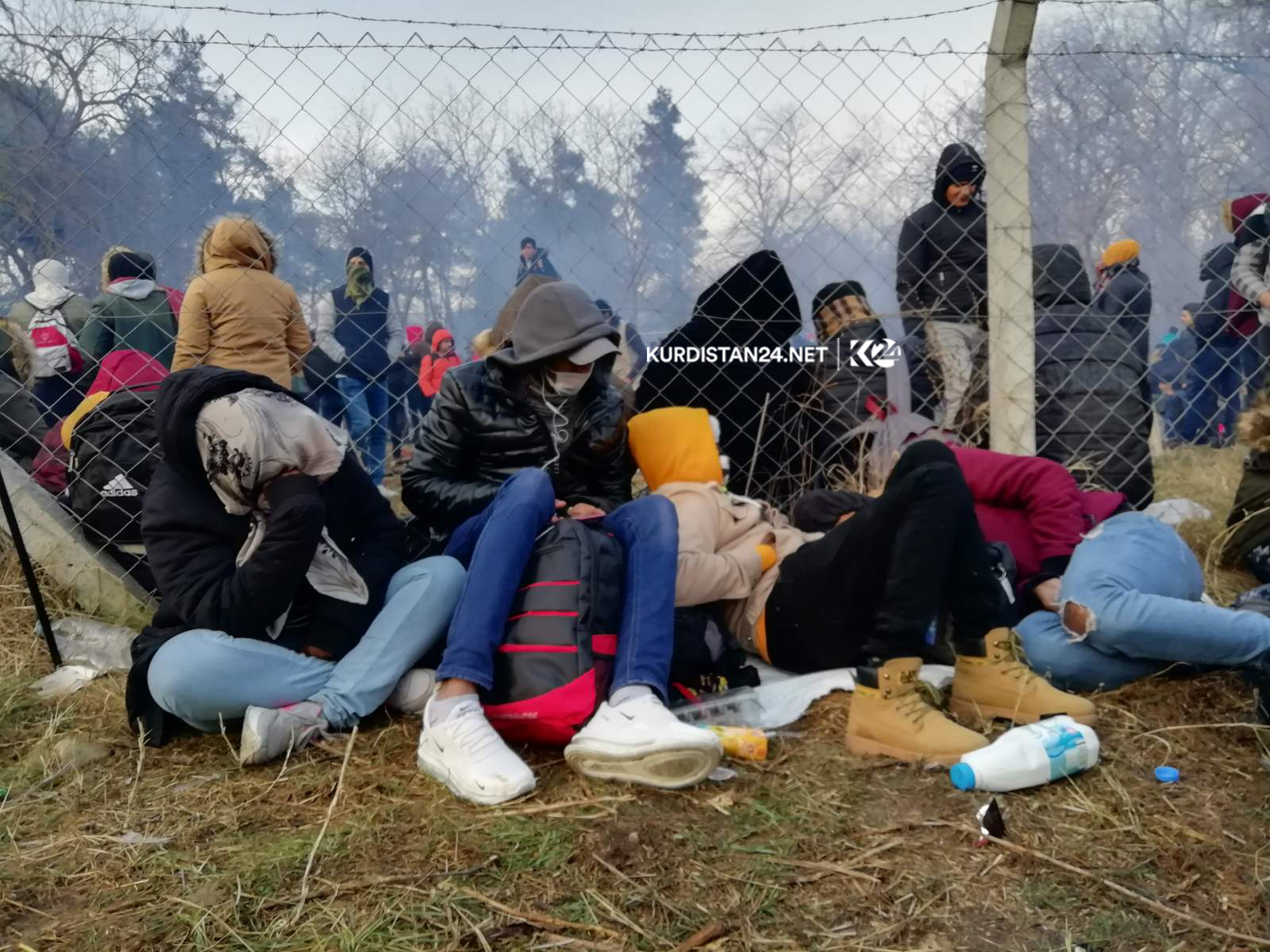 بالصور | اليونان توصد أبوابها بوجه اللاجئين