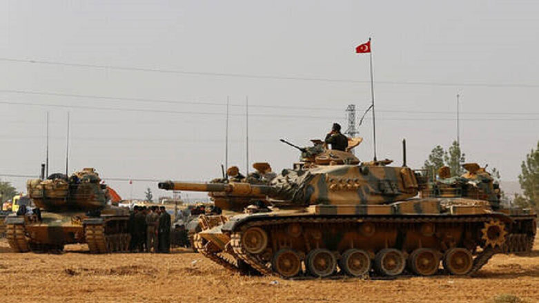 Hêzên Tirkiyê ji 4 gundên Til Temirê vedikişin 
