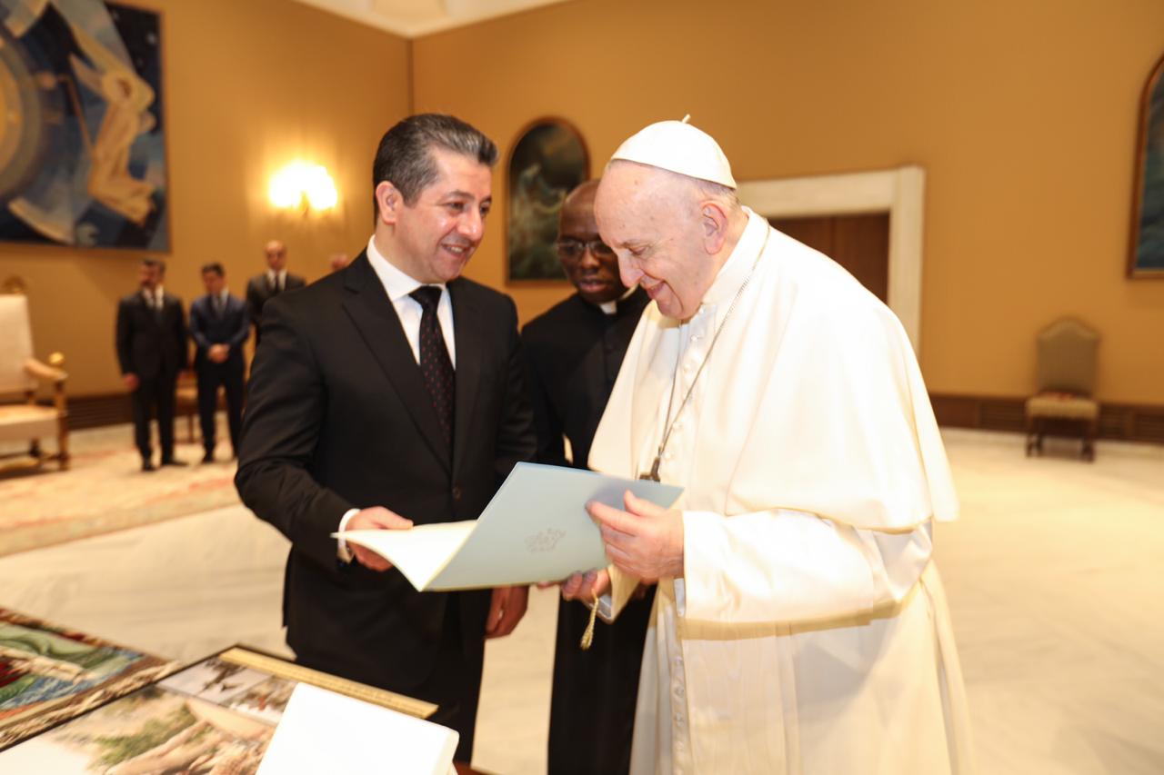 بالصور | مسرور بارزاني يجتمع مع بابا الفاتيكان