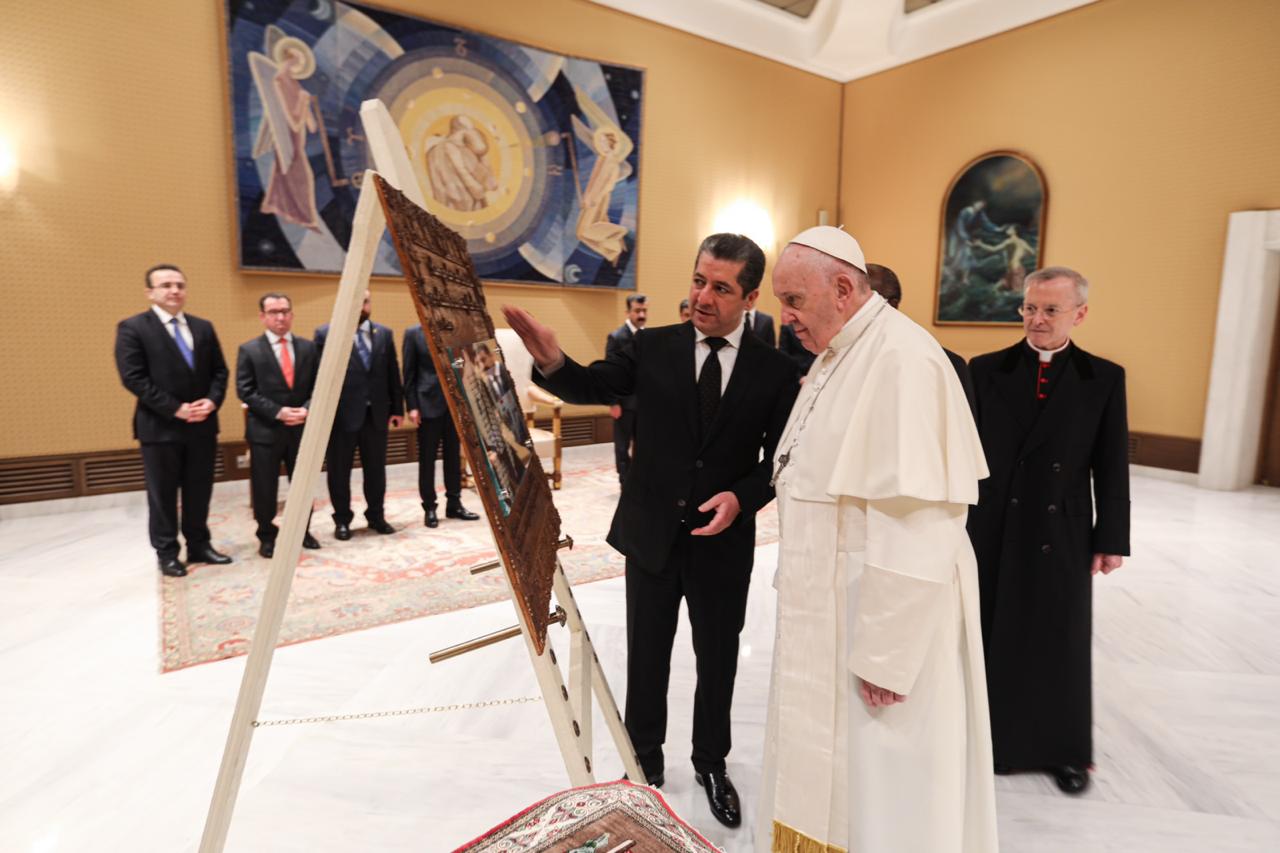 بالصور | مسرور بارزاني يجتمع مع بابا الفاتيكان