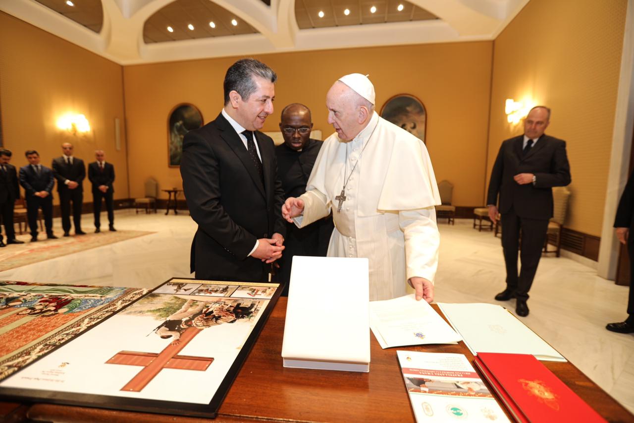 بالصور | مسرور بارزاني يجتمع مع بابا الفاتيكان