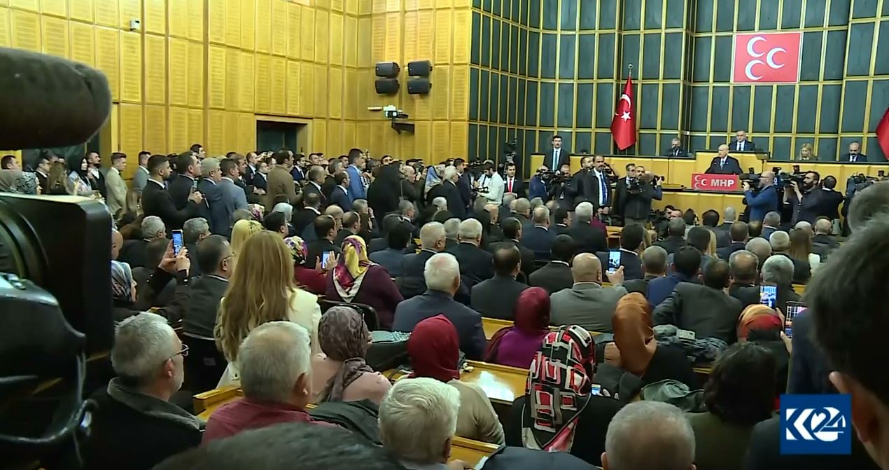 Li Tirkiyê şerê "pêwendiya Siyasî di navbera CHP û MHPê de geş dibe