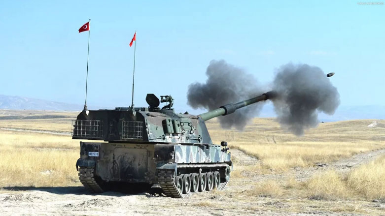 Artêşa Tirkiyê Til Temir, Eyn Îsa û Til Rifatê topbaran dike 