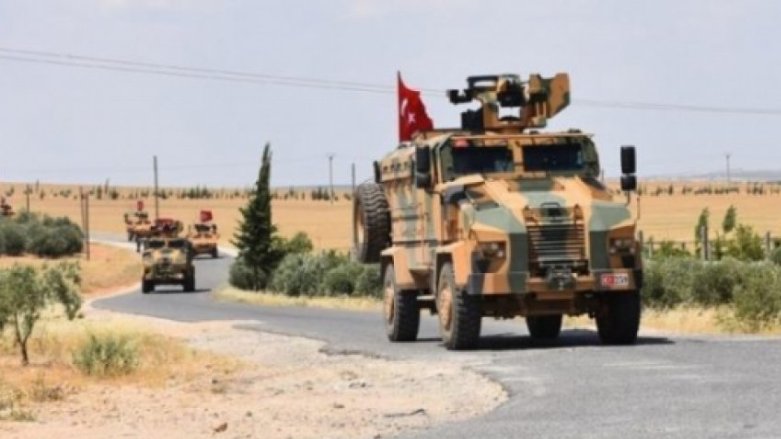 ترکیه در انتقام یک سرباز ۲۱ پایگاه نظامی سوریه را بمباران کرد