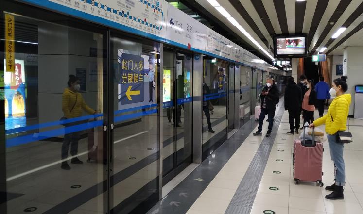 الولايات المتحدة تحدد موعد اختبار أول لقاح ضد كورونا