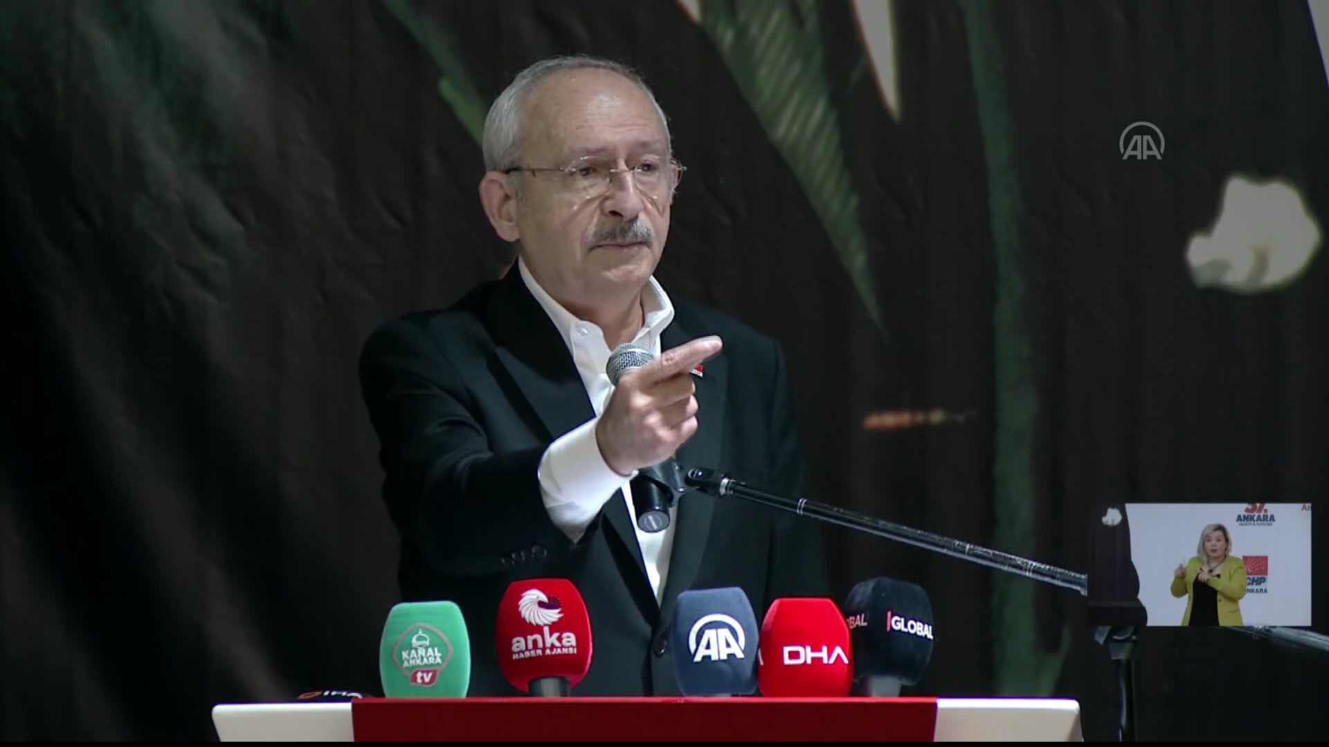 Kiliçdaroglu: Serbazên li Sûriyê bên kuştin, ne şehîdên Tirkiyê ne 