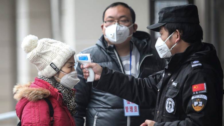 چین مسافران ورودی از سه کشور را بە مدت ۱۴ روز قرنطینه می‌کند