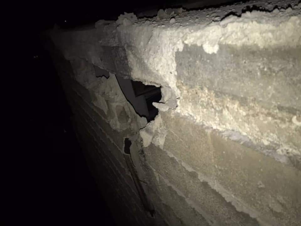 2 top li nava bajarê Efrînê ketin û 3 kes birîndar bûn