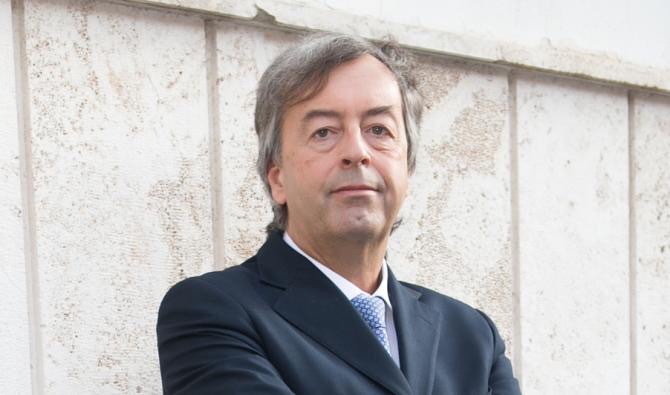 رۆبێرتۆ بوریۆنی- پرۆفیسۆر و پسپۆر لەبوار ڤایرۆسەکان